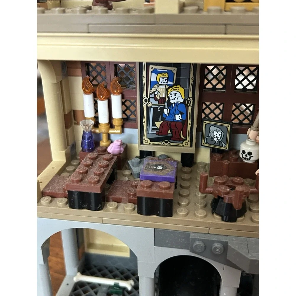 LEGO Harry Potter Hogwarts Chamber of Secrets Set with Minifigures & Basilisk